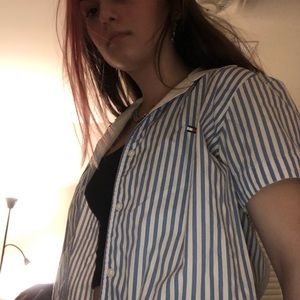 Button up short sleeve shirt